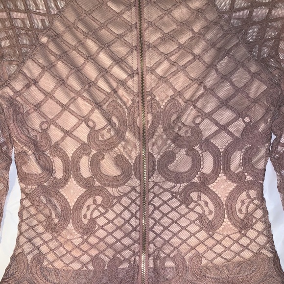 L'atiste by Amy long sleeve lace bodysuit - Picture 5 of 9